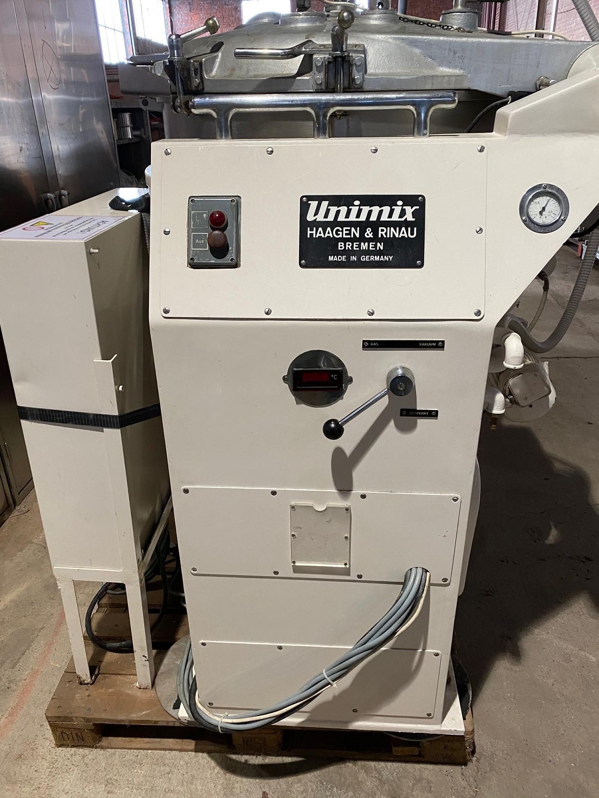 Vakuumhomogenisieranlage 2