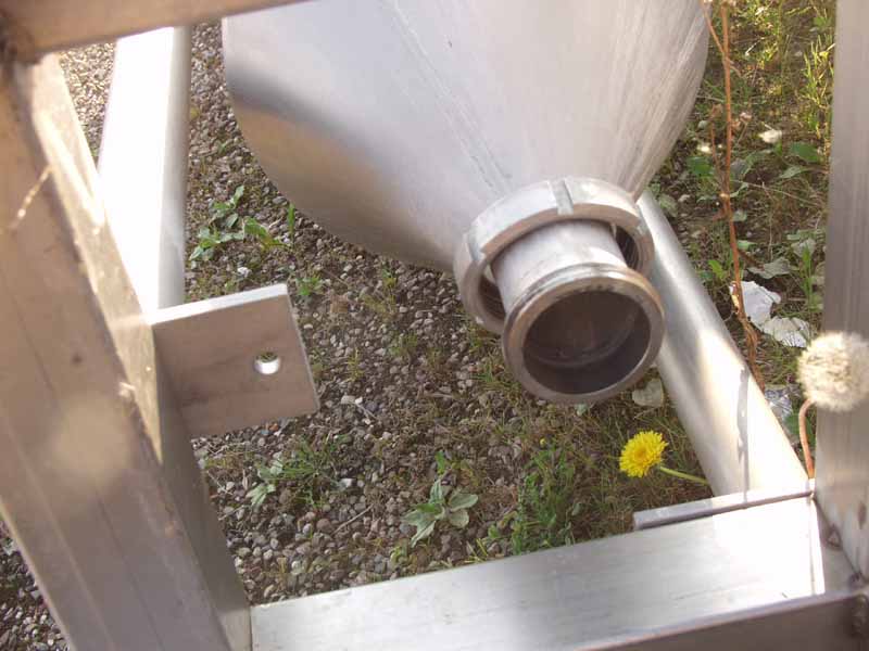 Edelstahlbehälter  2