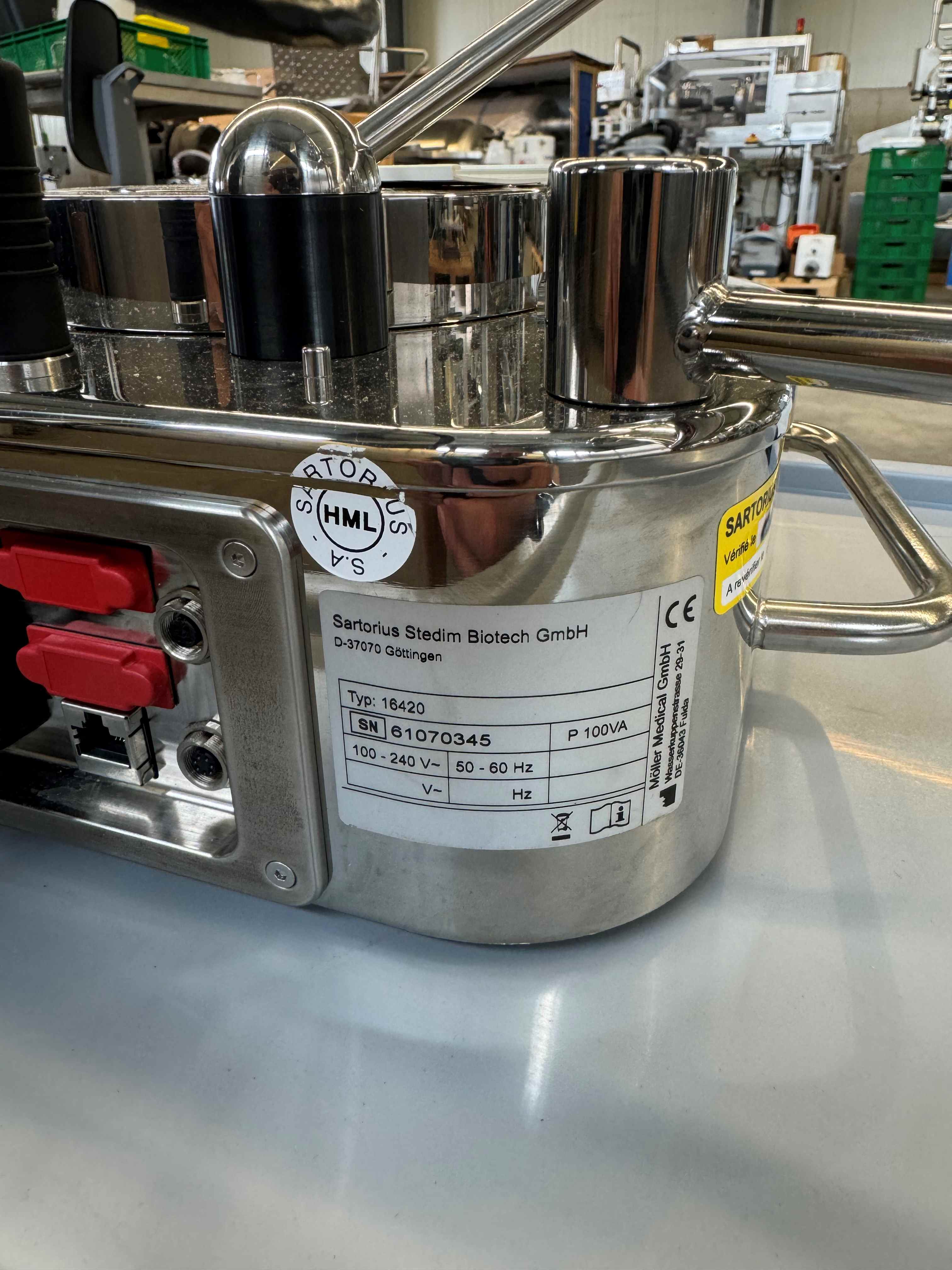 Sterisart universal pump for sterility tests 3