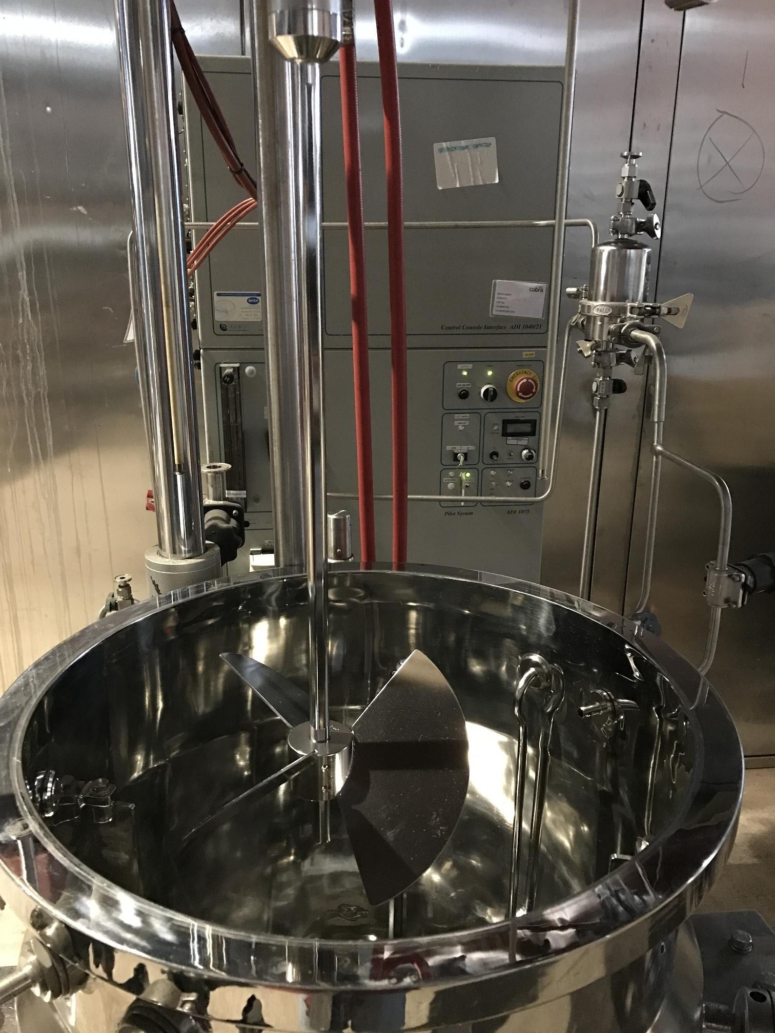 Bioreaktorsystem/Fermentiersystem 2