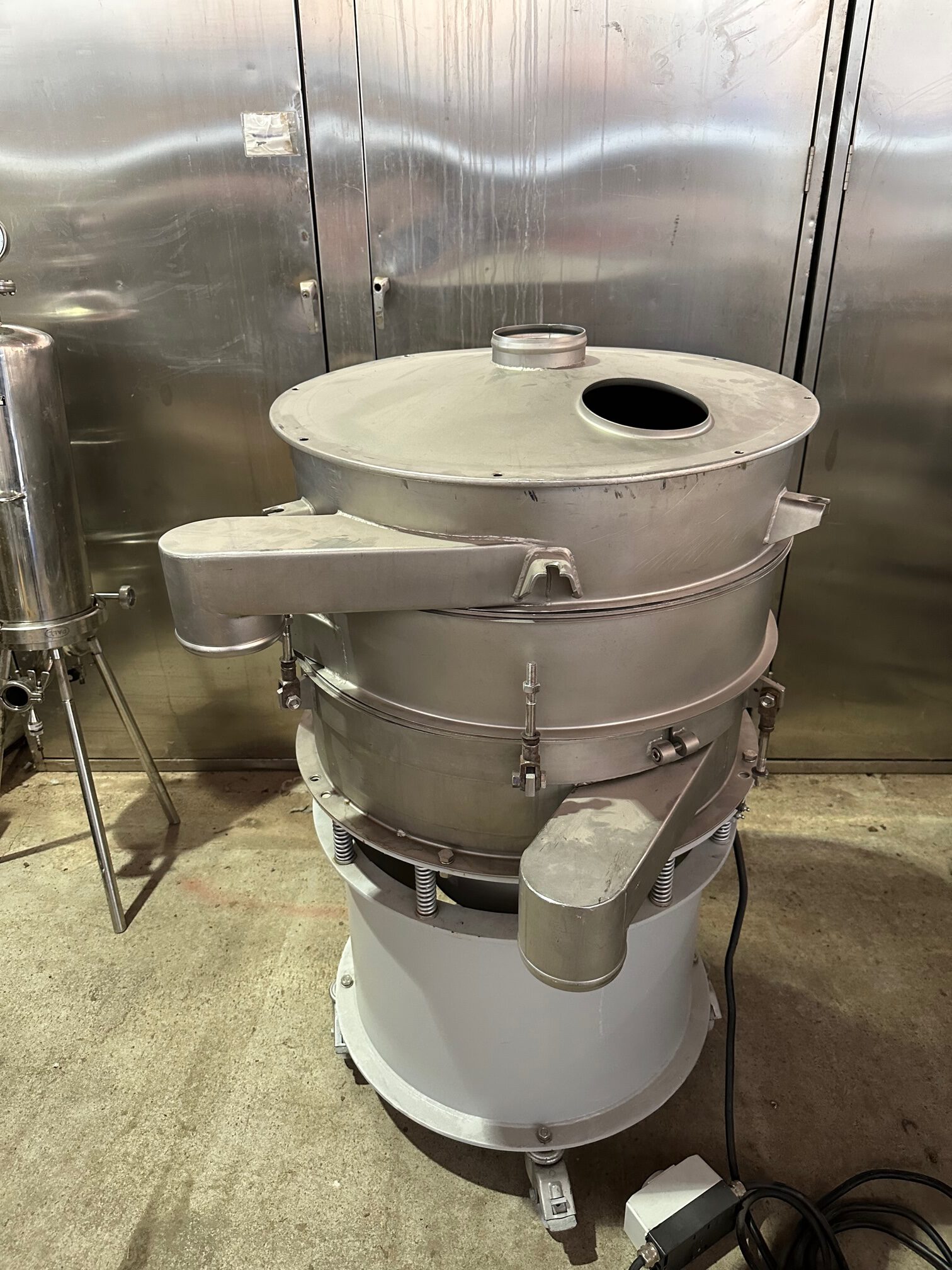 Gebrauchte Maschinen Vibrationssiebmaschine   - Vibra Schultheis - Industriemaschine kaufen bei GS-INDUSTRIESERVICE Heidenheim