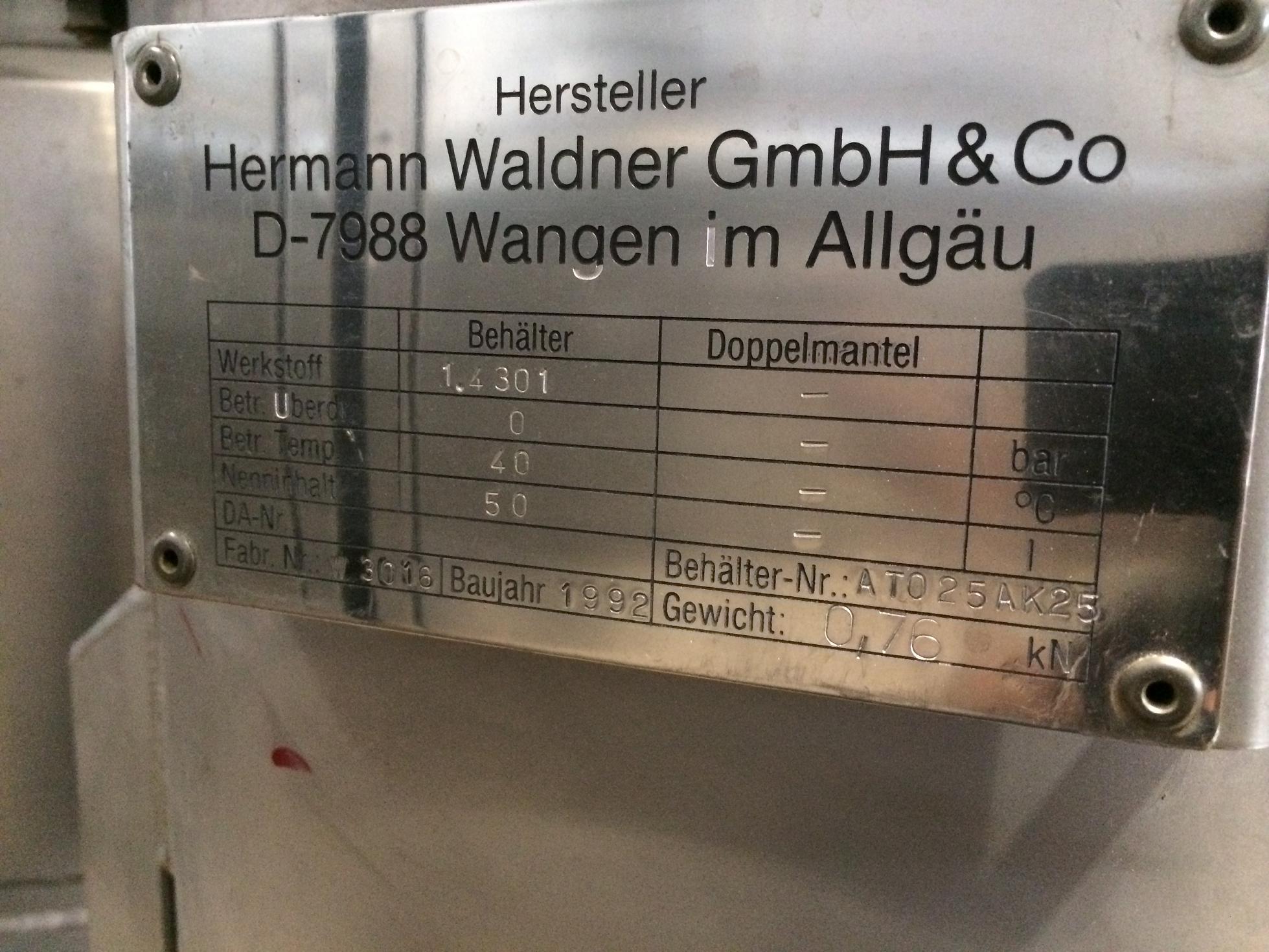 Edelstahlbehälter  4