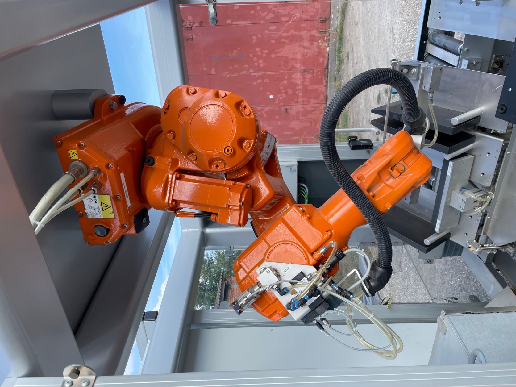 Tubenverpackungsmaschine  6