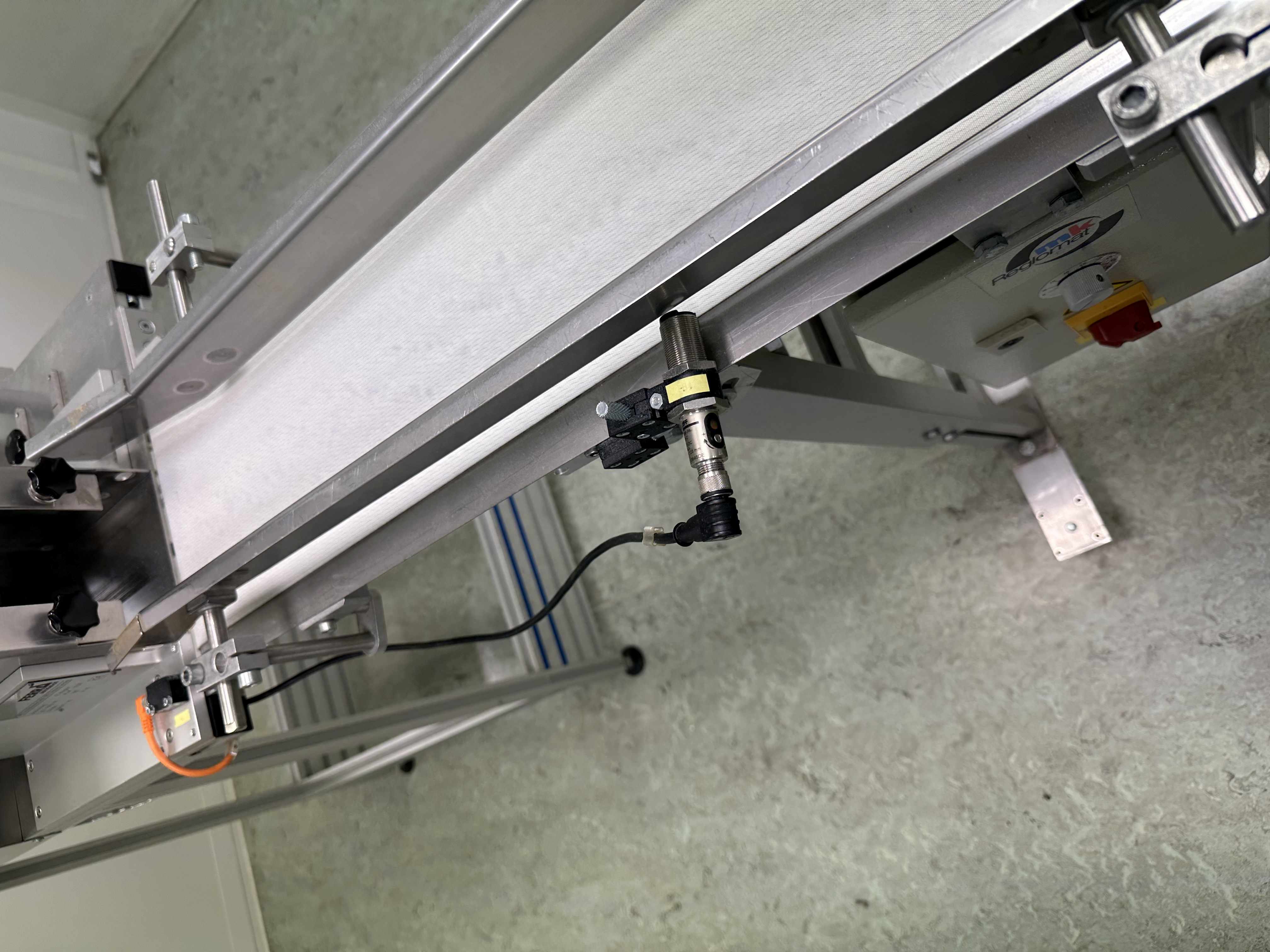 Etikettierer mit Serialisierung  7