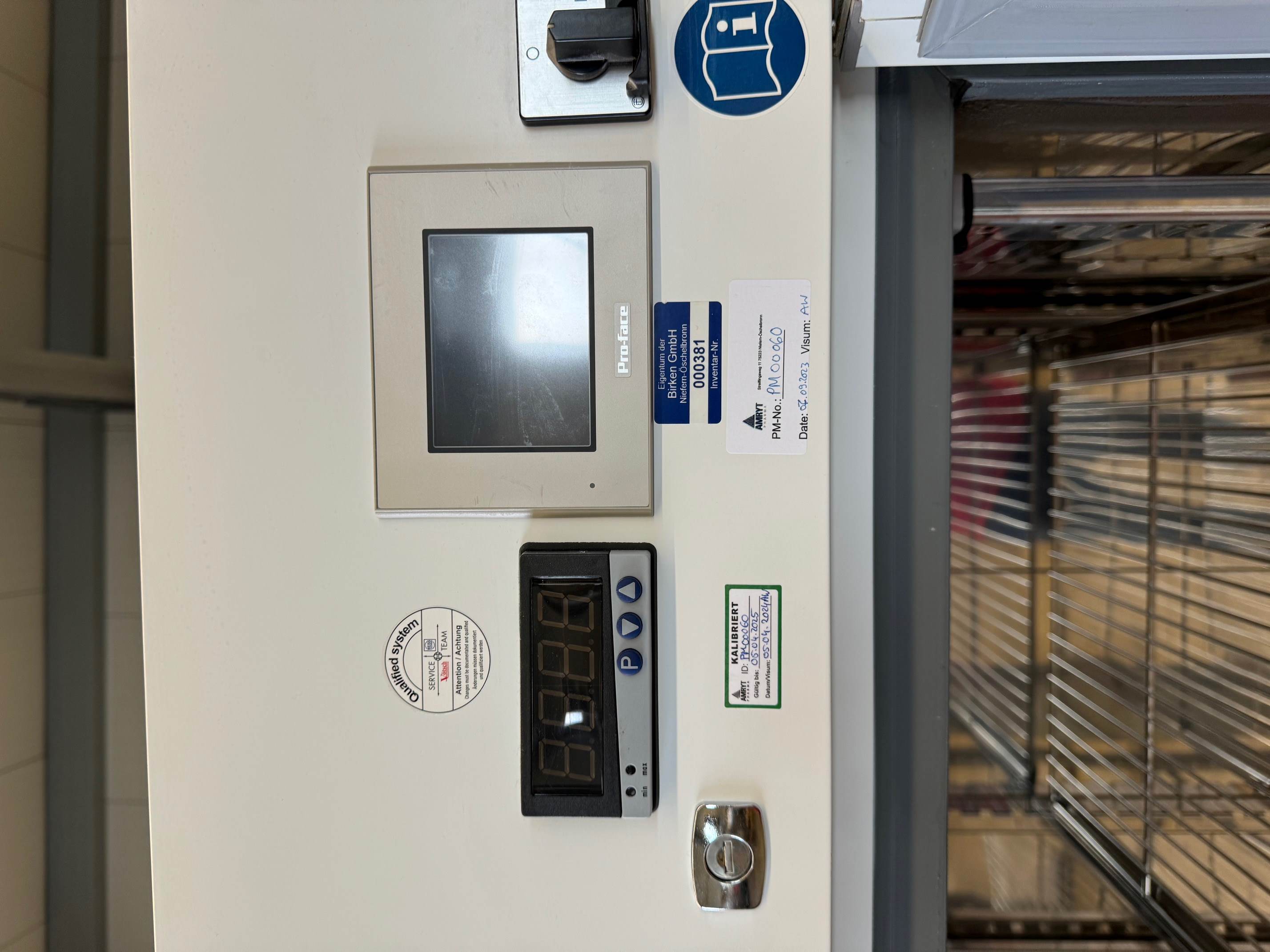 Test cabinet for stability tests 6