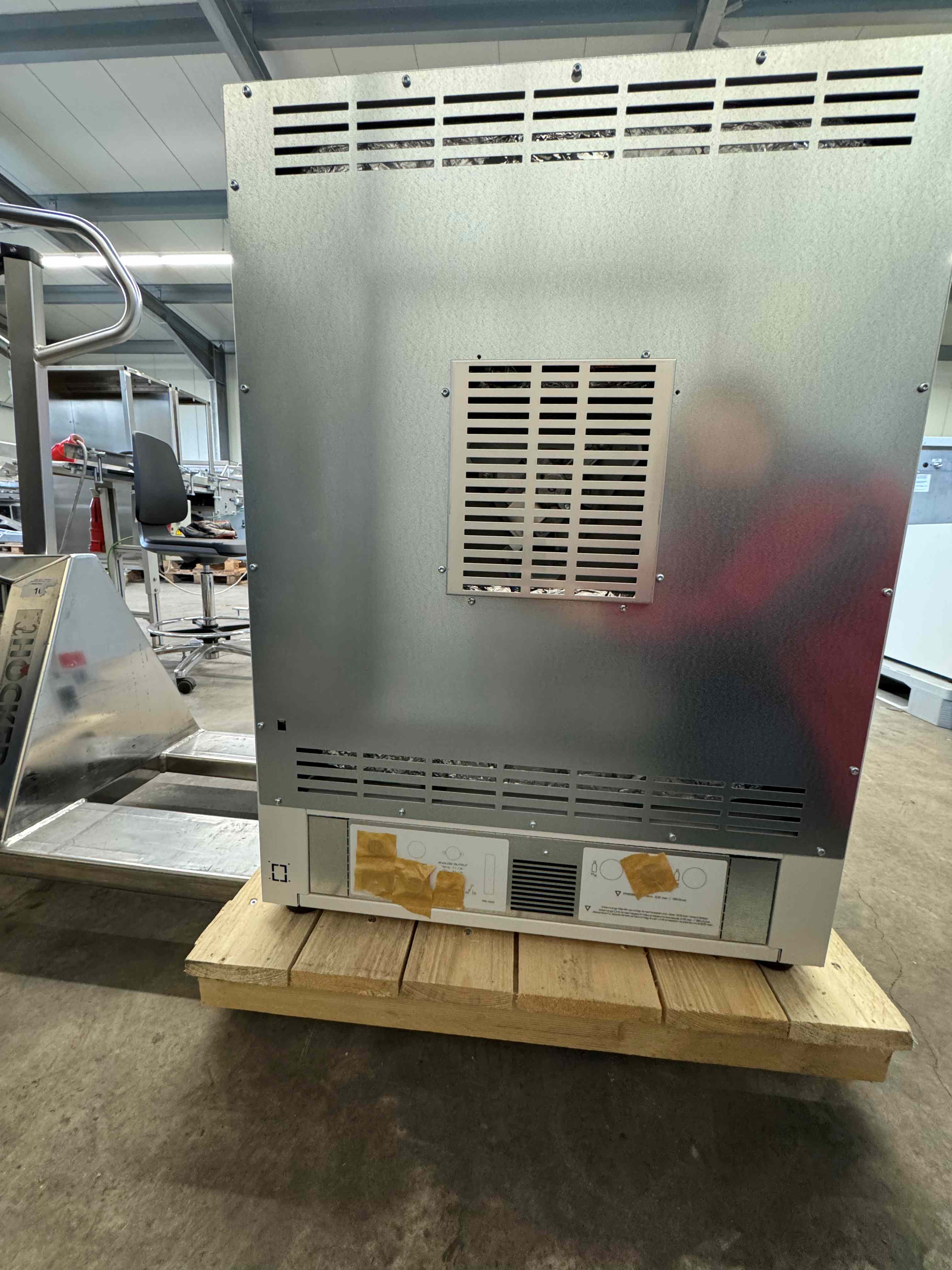 Incubator NEW unused 4