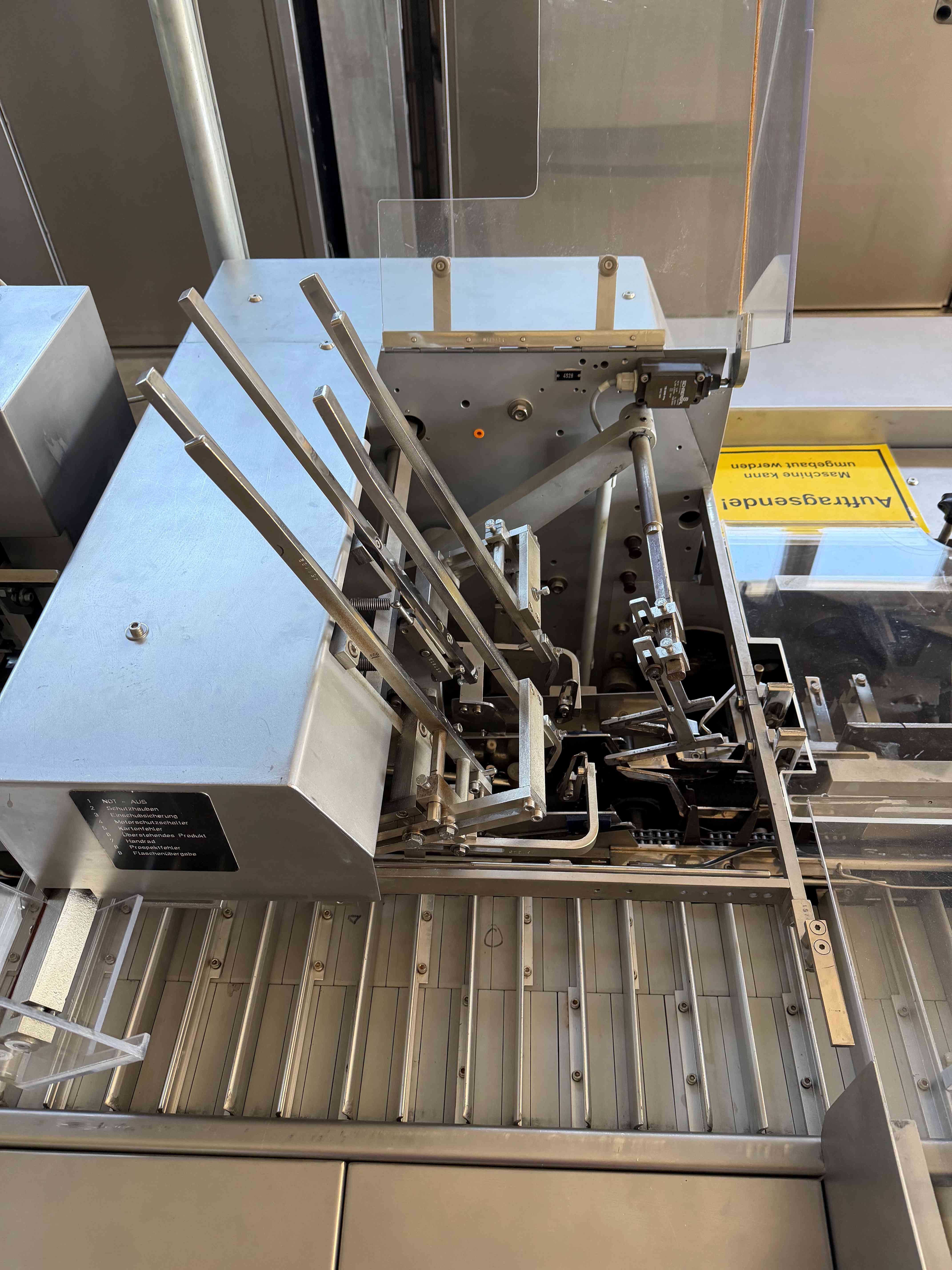 Kartoniermaschine 5