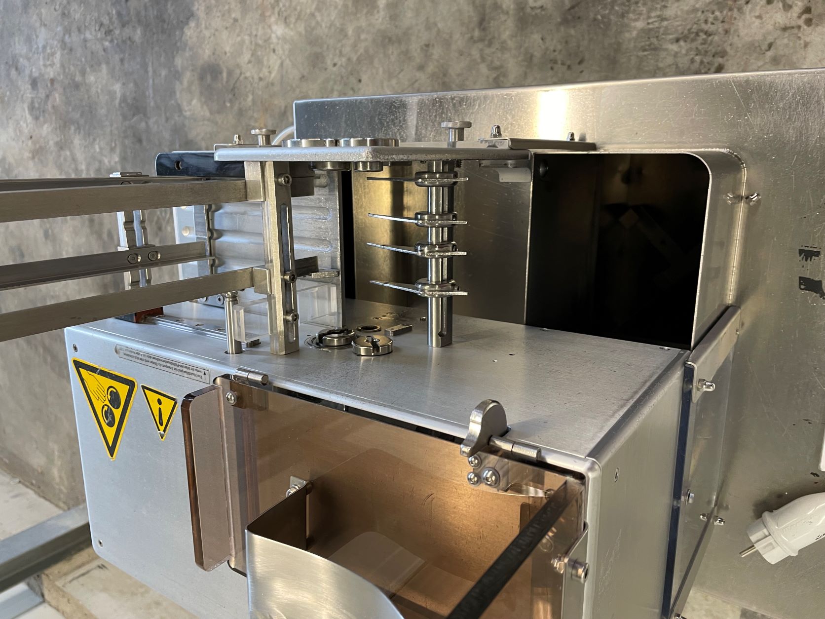 Entblistermaschine 5