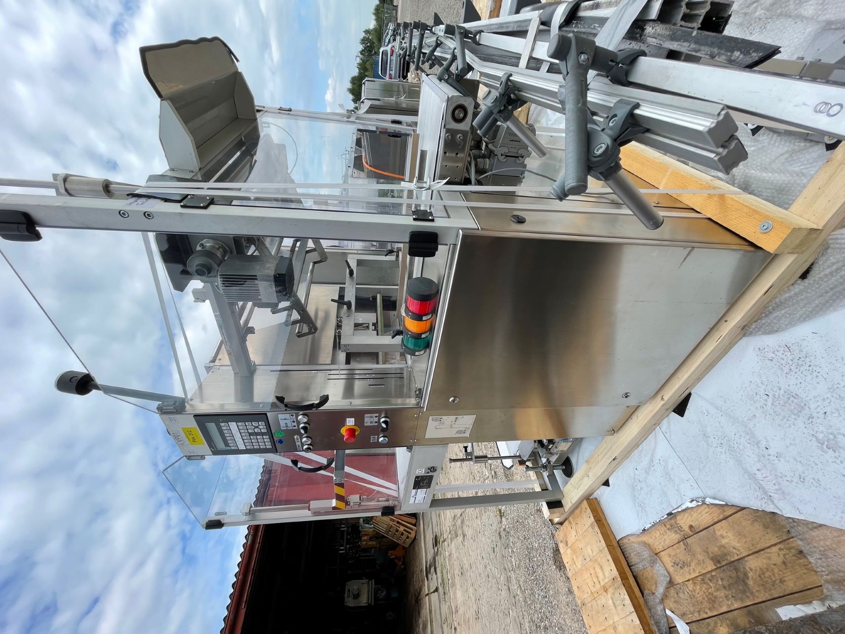 Folienverpackungsmaschine 9