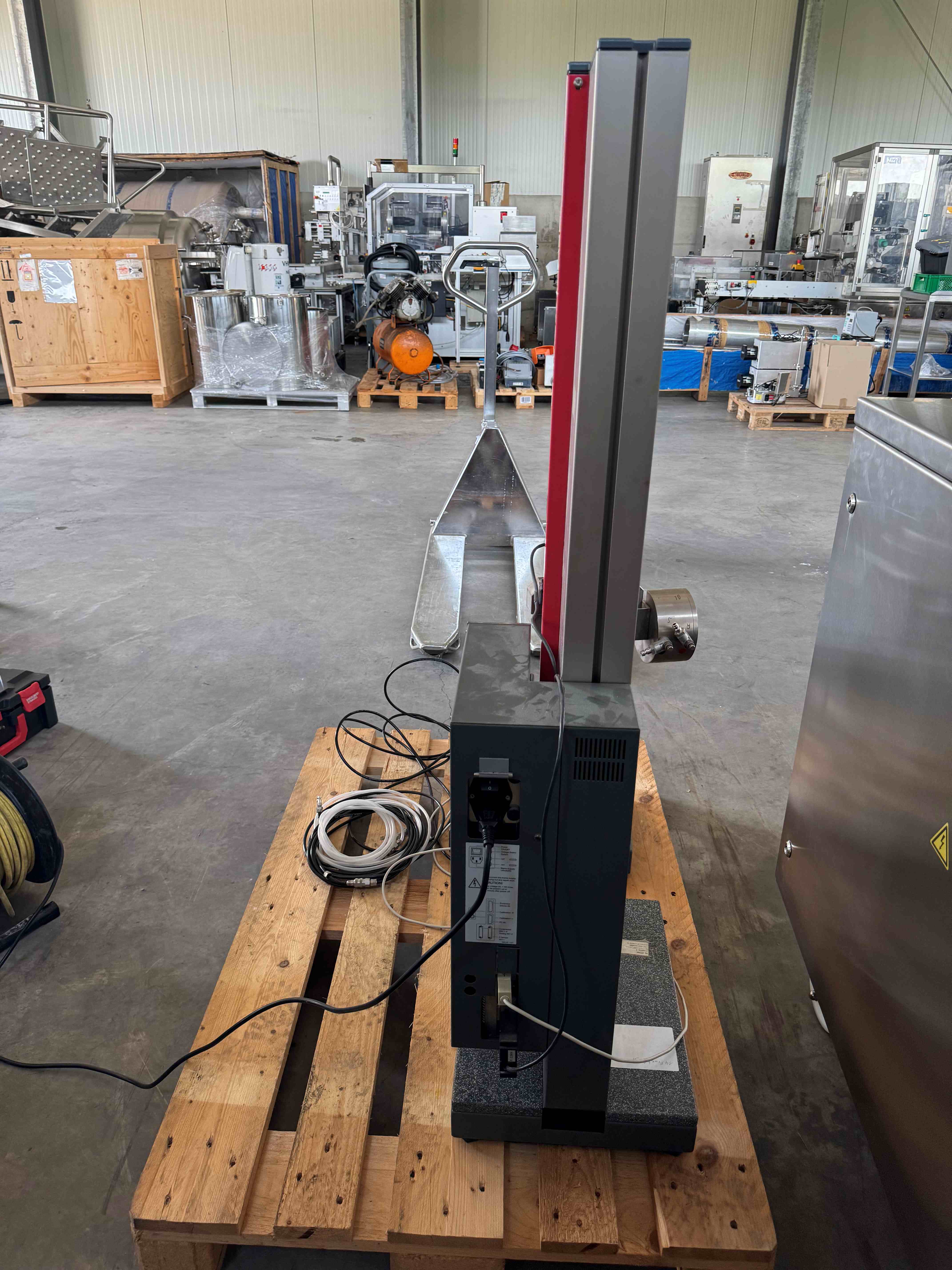 Zug- und Druckprüfgerät 6