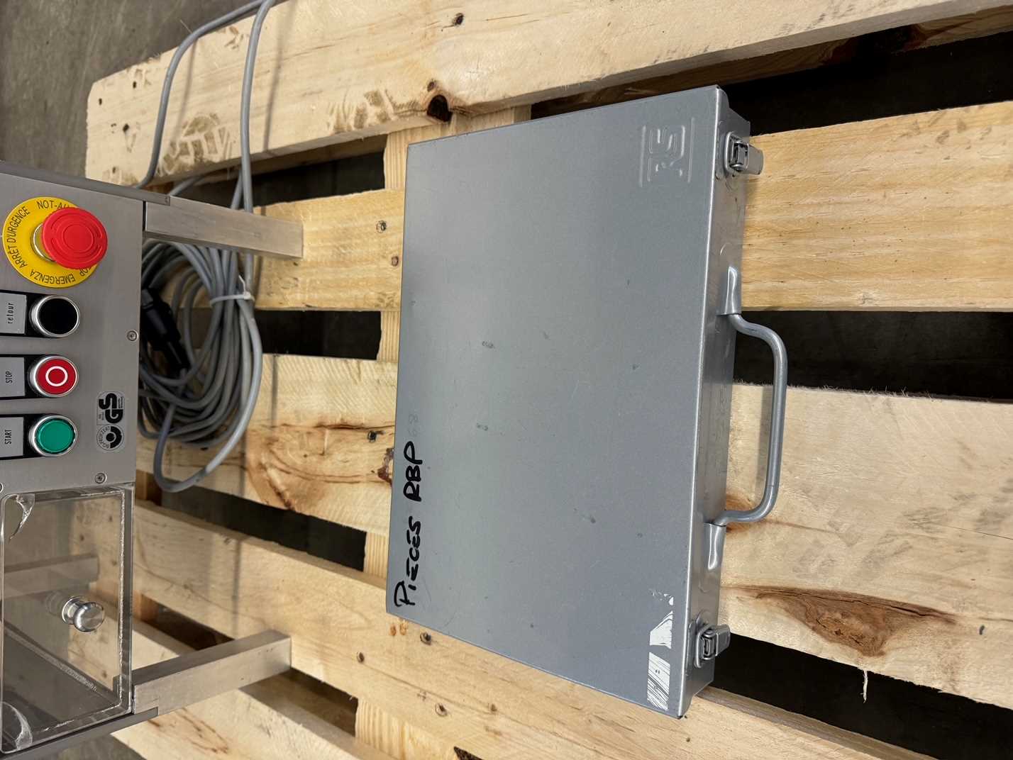 Entblistermaschine  8