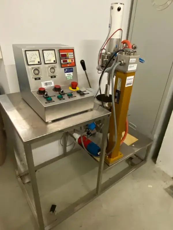 Homogenisiermaschine 6