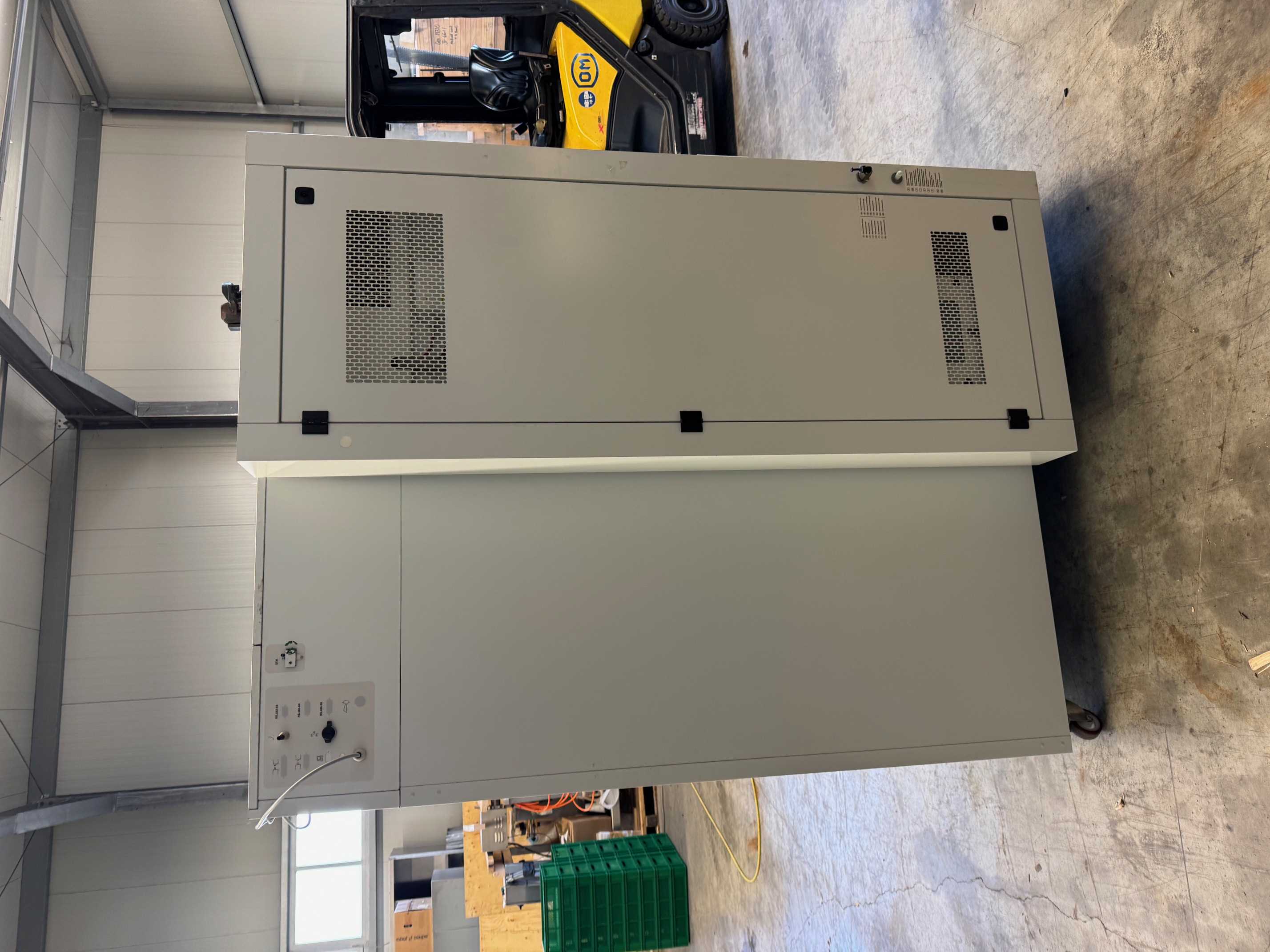 Test cabinet for stability tests 8
