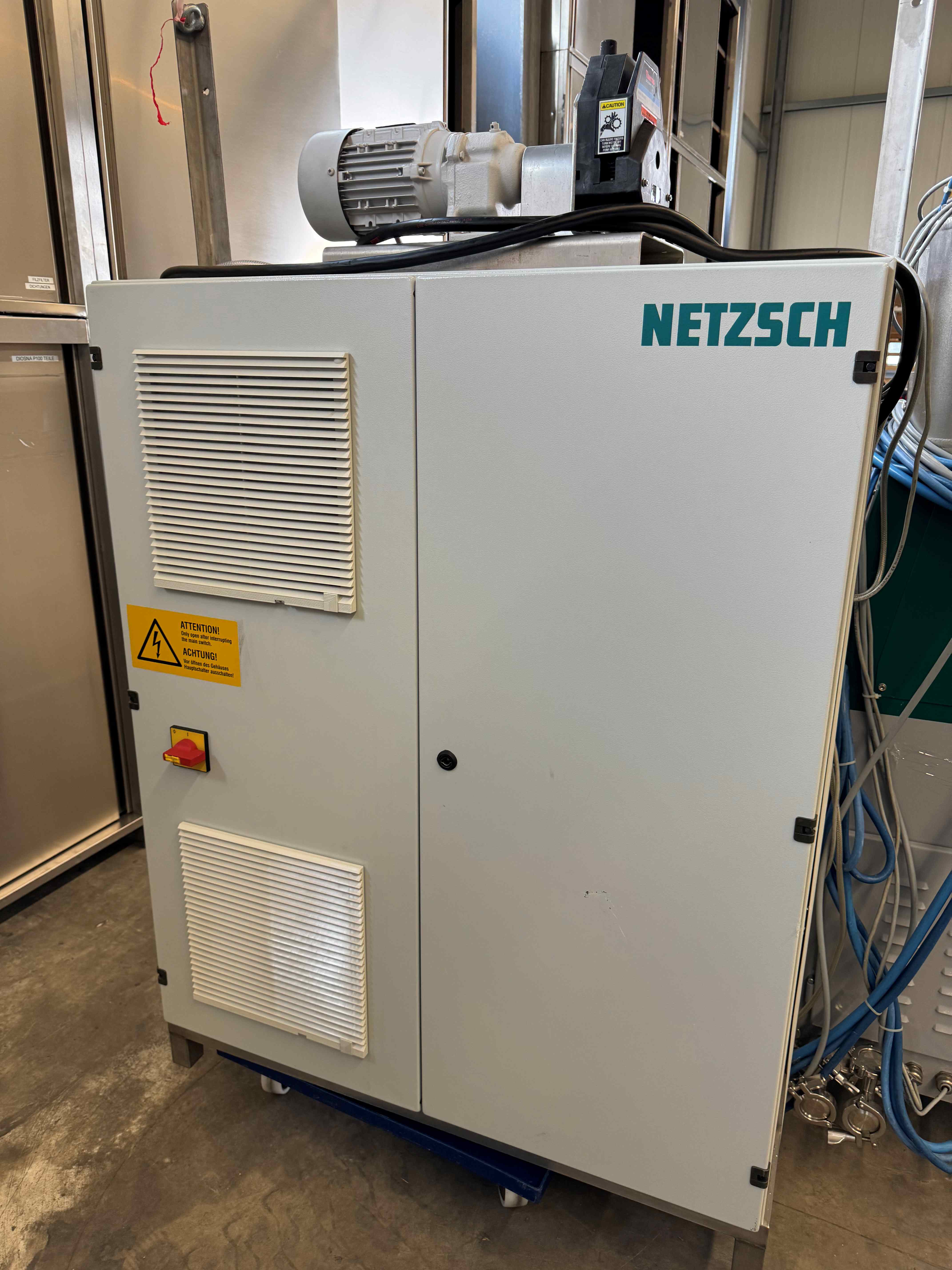 Agitator ball mill/bead mill 7